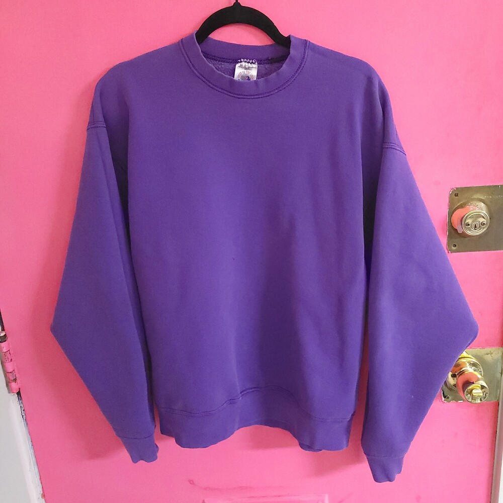 90s distressed Fruit of the Loom Heavy Cotton Purple Sweatshirt XL Vintage USA